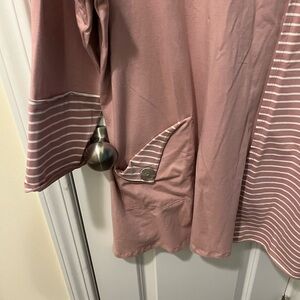 New without price ladies 2x blouse by neon Buddha